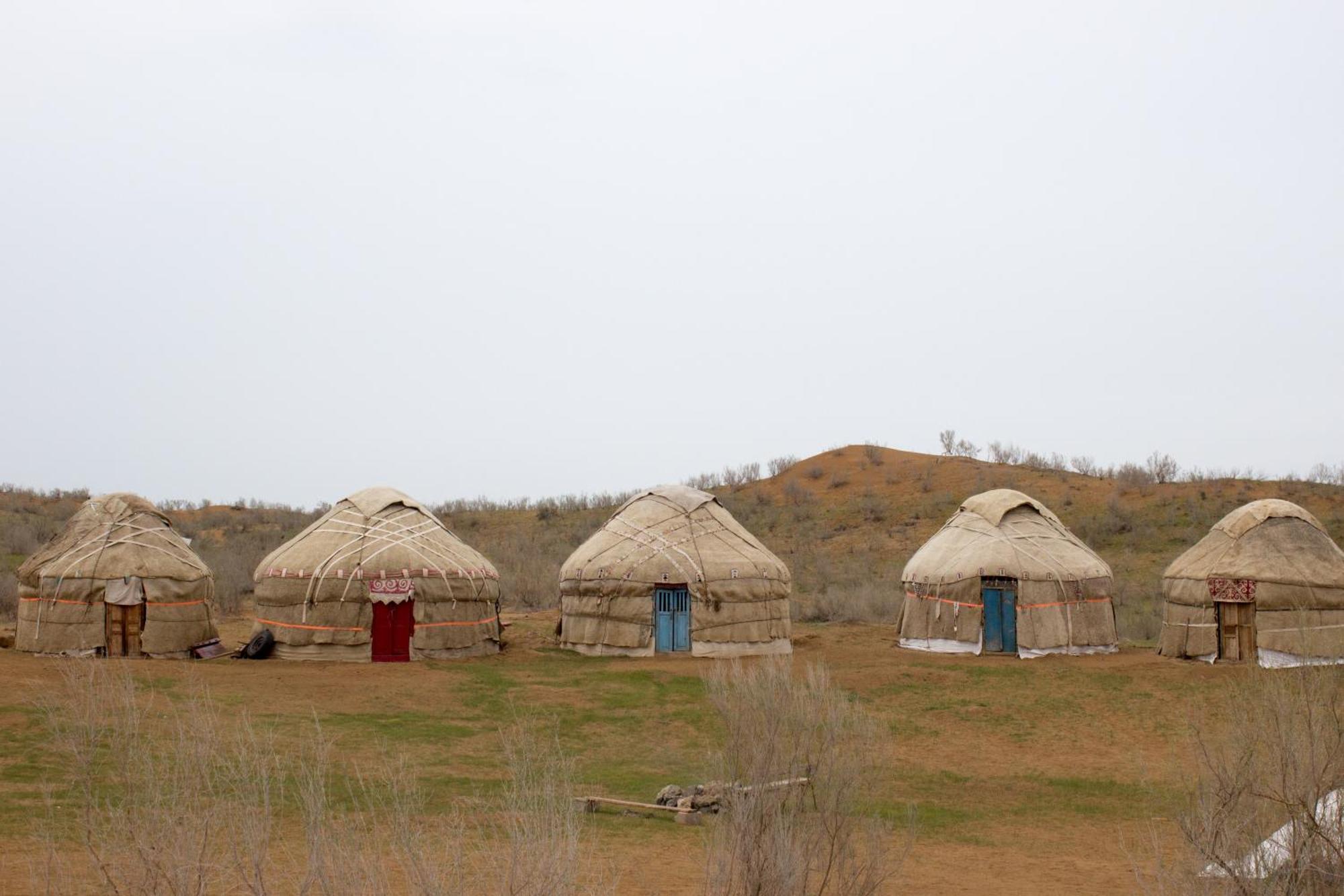Authentic Uzbek Yurt Camp Eco-Friendly Hotel Nurota Exterior photo